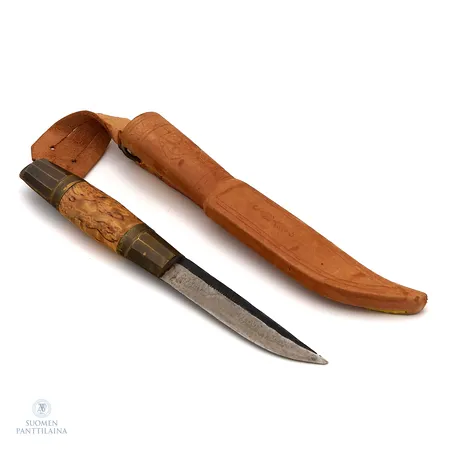 Puukko Handmade AK, hiiliteräs, pituus 215mm, terässä käytön jälkiä, nahkatuppi, 