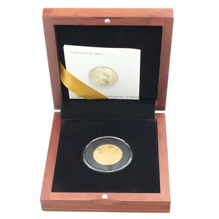 Kultaraha, Valtiopäivät 1863, nimellisarvo 100 euroa, rasia ja todistus, 917, Paino: 5,7 g
