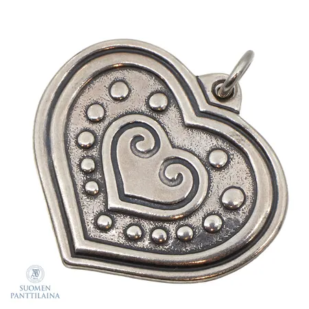 Riipus, Euran Sydän, Kalevala Koru, korkeus 32mm, 925,  Paino: 8,7 g