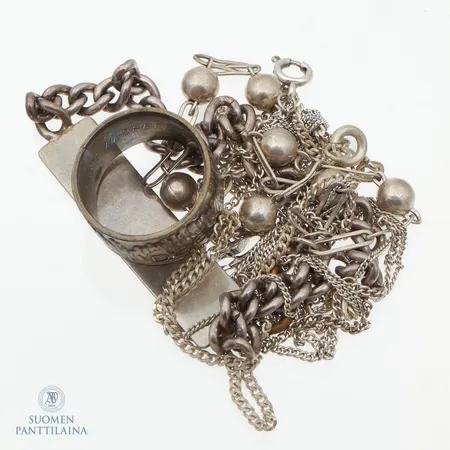 Viallisia koruja, 800-925,  Paino: 33,7 g