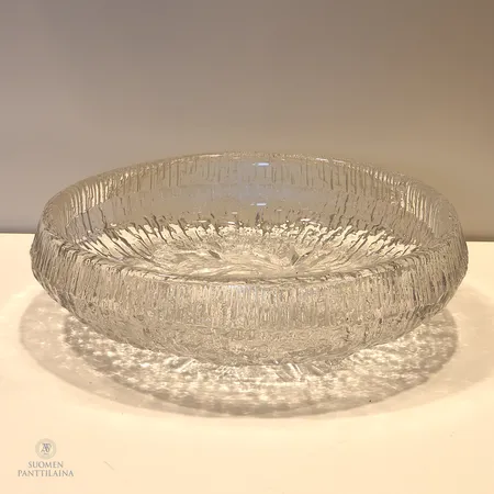 Tarjoulukulho Iittala, Lunaria, Tapio Wirkkala, Ø 28cm, kirkas, valmistettu 1971-92. 