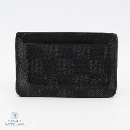 Korttikotelo, Louis Vuitton, käytöstä aiheutunutta kulumaa.  