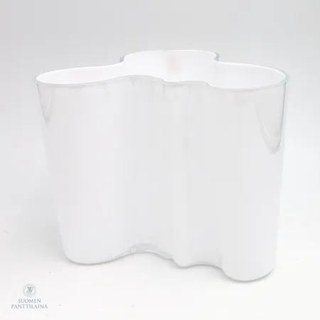 Savoy-maljakko, kirkas, design Alvar Aalto, korkeus120mm, laserkaiverrus , valkoinen
