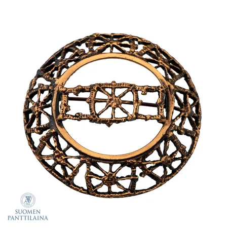 Rintaneula, Pentti Sarpaneva, Ø 47mm, pronssia