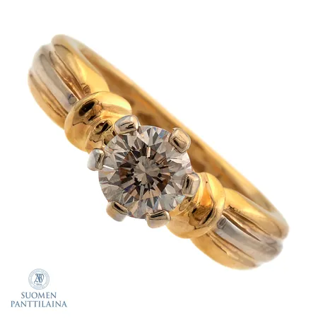 Timanttisormus 1xn.0.82ct, kaksi pientä lohkeamaa reunassa, koko 16¾, 750, Paino: 6,4 g