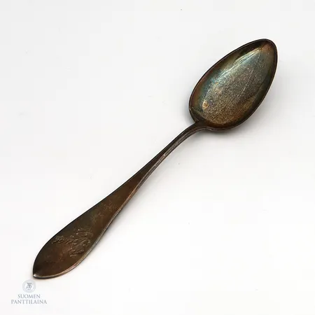 Jälkiruokalusikka, kaiverrettu, pituus 165mm, 813,  Paino: 27,2 g