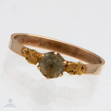 Kivisormus, koko 18½, 585br,  Paino: 1,8 g