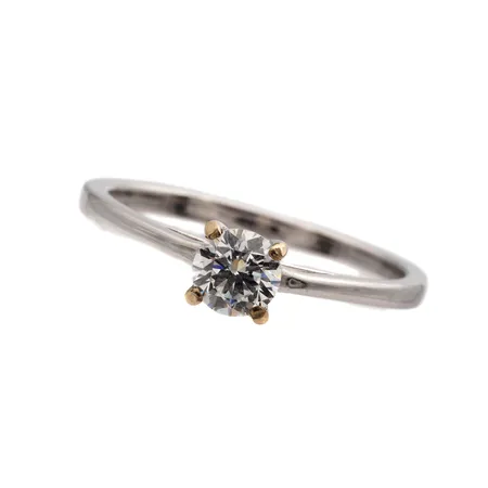 Timanttisormus 1xn.0.35ct, F / SI1 (GIA), koko 16¾, 750 valkokulta,  Paino: 2,2 g