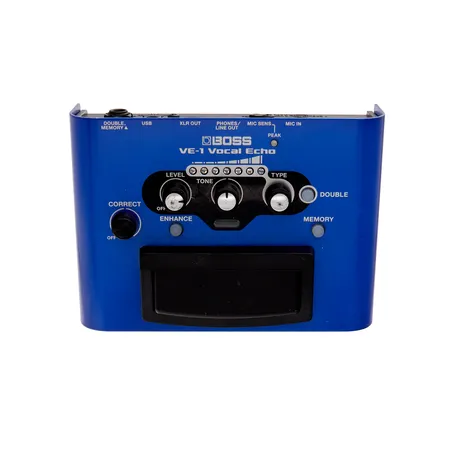 Efektipedaali Boss VE-1 Vocal Echo, pientä käytön jälkeä.  Paino: 0 g