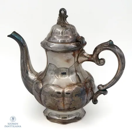 Kahvikannu, kaiverrettu, korkeus 240mm, 813,  Paino: 734,4 g