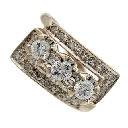 Timanttisormus 3xn.0.17ct 18xn.0.01ct, koko 17, 585 valkokulta, Paino: 4,2 g