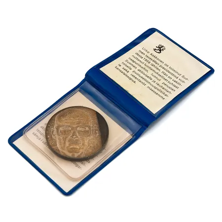 Juhlaraha, Urho Kekkonen 1975, nimellisarvo 10 mk, 500, Paino: 23,7 g