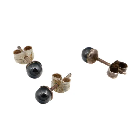 Erä korvakoruja, Ø 4mm, 925br,  Paino: 1,1 g