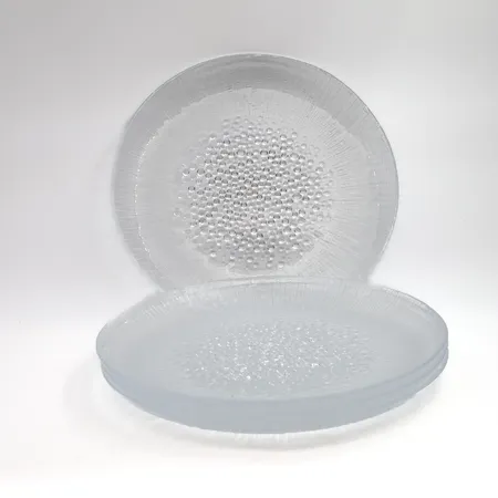 Neljä lautasta Iittala, Ultima Thule, design Tapio Wirkkala, Ø 25cm, 