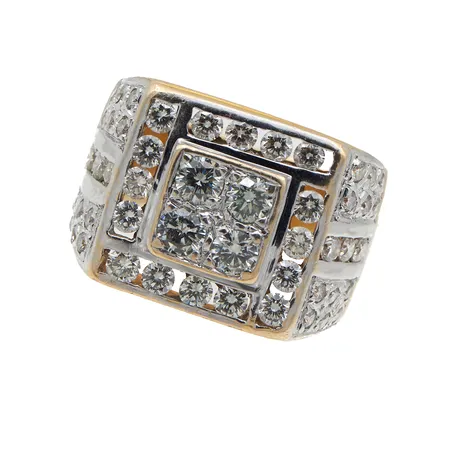 Timanttisormus 4xn.0.15ct 16xn.0.06ct 6xn.0.05ct 24xn.0.02ct, koko 19, leimaamaton 585br,  Paino: 12,3 g