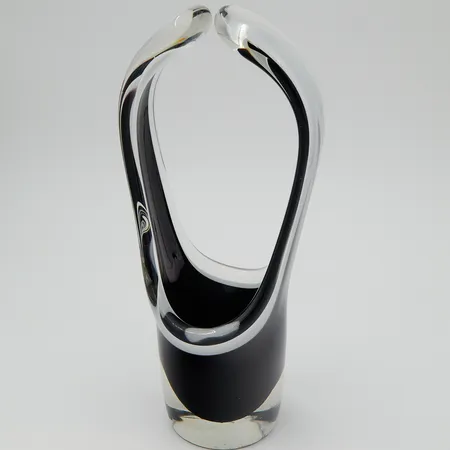 Maljakko 3120, Kumela, signeerattu, design Sulo Grönberg, korkeus 22cm, valmistettu 1964-1972, pohjassa siirtelynaarmuja.