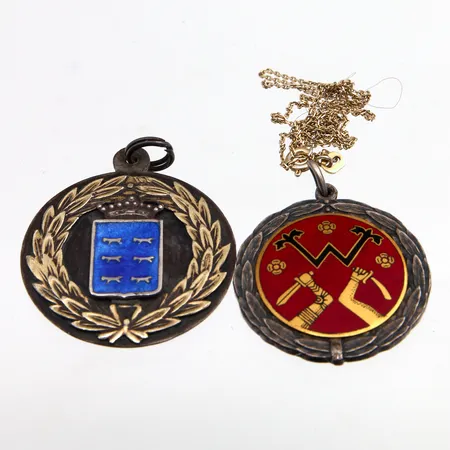 Viallisia koruja, 830-925br,  Paino: 26,6 g