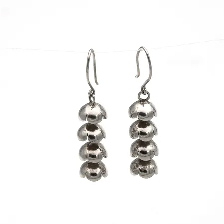 Korvakorut, Kevät, Design Liisa Vitali, korkeus 37mm, 925,  Paino: 3,1 g