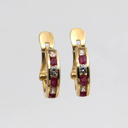 Kivikorvakorut, korkeus 12mm, 585br,