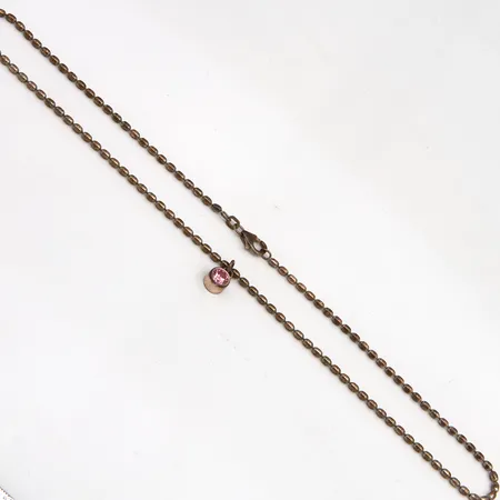 Kaulakoru Kalevala, Lähde, ketjun pituus 45cm, riipuksen korkeus 13mm, Roosa Nauha 2015, vaaleanpunainen zirkoni, 925br, Paino: 9,4 g
