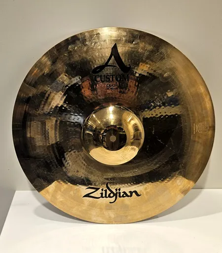 Symbaali Zildjian, 18"/45cm A-Custom Crash, kantolaukku