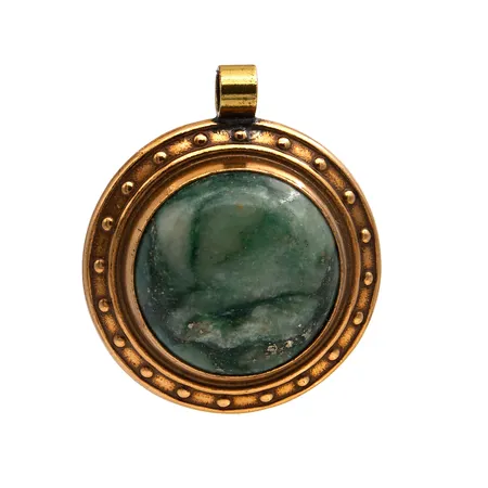 Riipus Kalevala, -1271, korkeus 30mm, pronssia