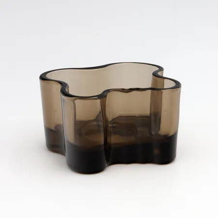 Kynttilälyhty Aalto, Iittala, ruskea, design Alvar Aalto, korkeus 55mm, 