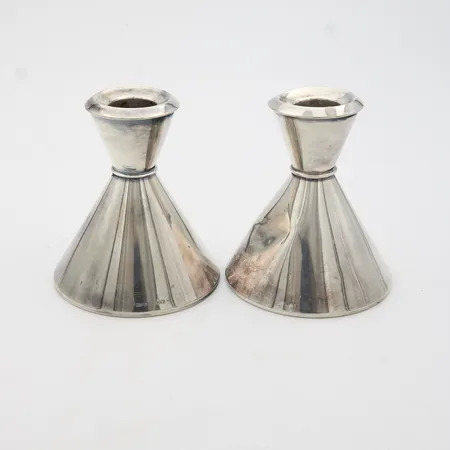 Vialliset kynttilänjalat, korkeus 80mm, 813br, Paino: 165,4 g