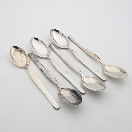 Kuusi ruokalusikkaa, Design Tapio Wirkkala, pituus 178mm, Kultakeskus, 916-925, Paino: 244 g