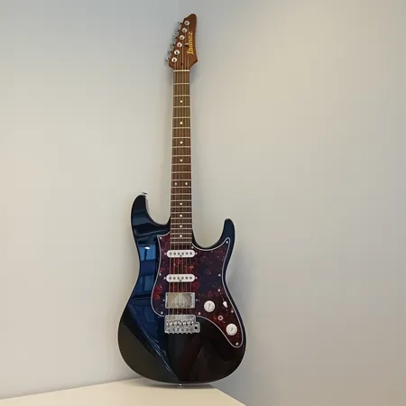 Sähkökitara, Ibanez Prestige AZ2204N, f2403054, valmistettu japanissa, kova laukku, Ei lähetetä.