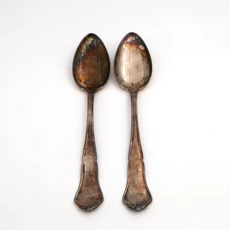 Kaksi jälkiruokalusikkaa, Chippendale, pituus 170mm, 830, Paino: 72 g
