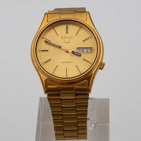 Teräsrannekello Seiko 5 Automatic, ref:7S26-0490, Ø 35mm, pituus 185mm, lasissa yksi naarmu.