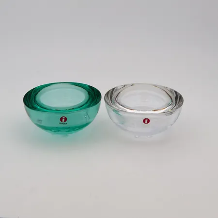 Kaksi kynttilälyhtyä Ballo, Iittala, kirkas ja vihreä, Ø 90mm.  Paino: 0 g