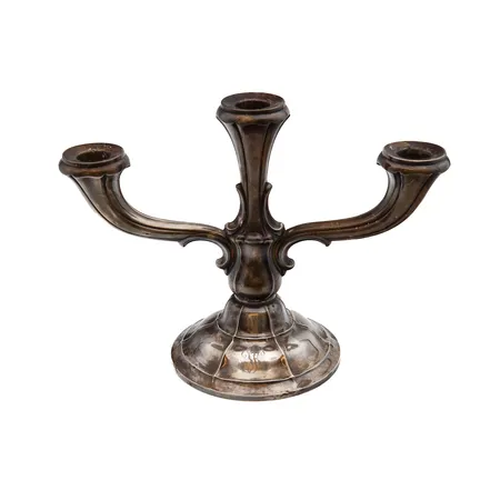 Kolmihaarainen kynttelikkö, kaiverrettu, korkeus 185mm, 813br, Paino: 302,6 g