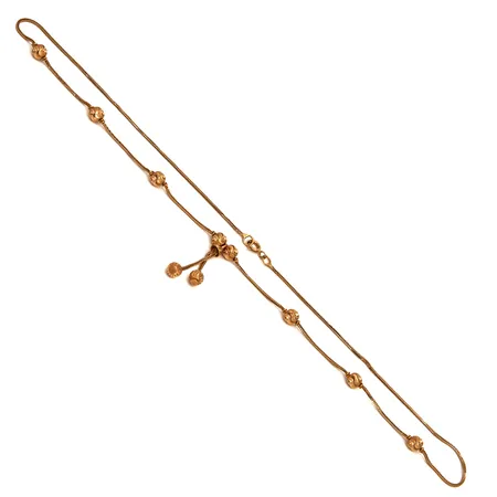 Kaulakoru, pituus 47cm, ketjussa vääntymiä, 875,  Paino: 7,1 g