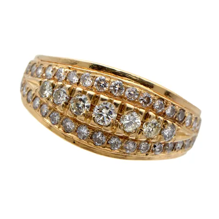 Timanttisormus 1xn.0.07ct 2xn.0.05ct 4xn.0.03ct 34xn.0.01ct, koko 17½, 585,  Paino: 4,1 g