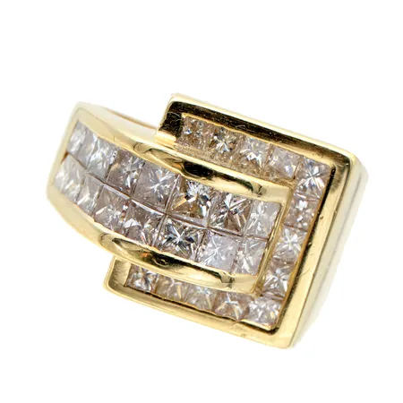 Timanttisormus 29xn.0.09-0.15ct princess-hiontaisia, koko 20, 750,  Paino: 16,6 g