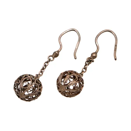 Filigraanikorvakorut, painaumia, korkeus 38mm, 813,  Paino: 2,2 g