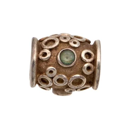 Riipus sinisellä Topaasilla, Kalevala, Lapsi-koru, korkeus ja leveys 10mm ja 13mm, 925br Paino: 5,5 g