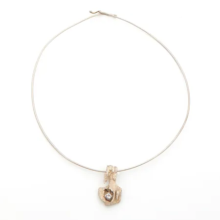 Kaulakoru, pituus 39cm, riipuksen korkeus 28mm,  925br,  Paino: 9,7 g