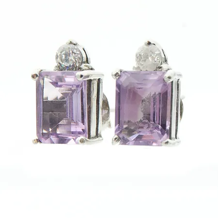 Kivikorvakorut, korkeus 11mm, 925br,  Paino: 2,4 g