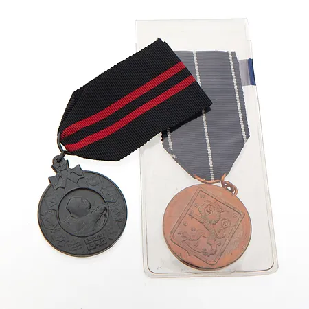 Jatkosodan muistomitali 1941-1945 ja Talvisodan muistomitali 1930-1940