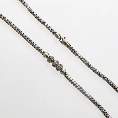 Kaulakoru, pientä käytön jälkeä, pituus 47cm, leveys 4,5mm, 925br,  Paino: 27,5 g