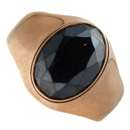 Hematiittisormus, koko 21, tekijänleima NW (Eino Westerback), Helsinki 1964, käytön jälkiä, 585br,  Paino: 6,6 g