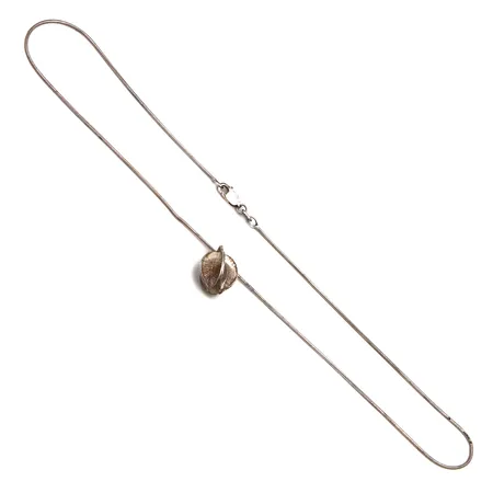 Kaulakoru, Lumikukka, Kalevala koru, pituus 42cm, 925,  Paino: 9,3 g