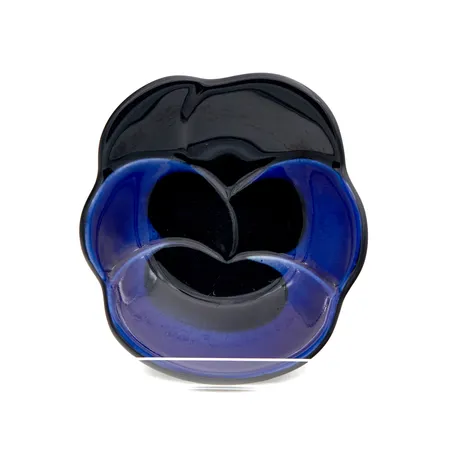 Seinälautanen Arabia, Viola, mitat 13,5x14,5cm, design Birger Kaipiainen, vuodelta 1967, naarmuja ja käytön jälkiä.