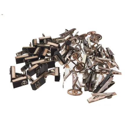 Kalvosinnappeja ja solmioneuloja, 813-925br Paino: 452,3 g