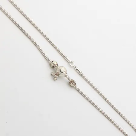 Kaulakoru, riipuksissa painaumia, pituus 45,5cm, 925, Paino: 15,3 g