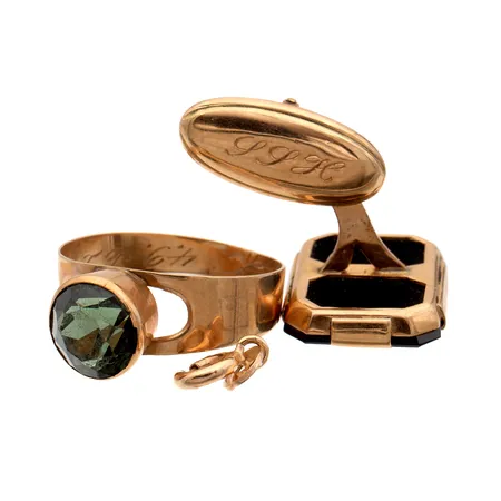 Viallisia kultakoruja, 585br, Paino: 6,1 g