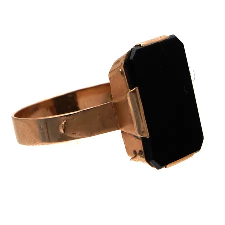 Viallinen kivisormus, koko 22, 585br,  Paino: 4,2 g
